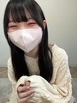 Snapshot of Reina_cute_00_ chatting on 11-20-25, 07:19 Reina cute 00 online show from 11-20-25, 07:19