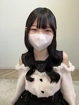 Snapshot of Reina_cute_00_ chatting on 11-21-25, 03:27 Reina cute 00 online show from 11-21-25, 03:27