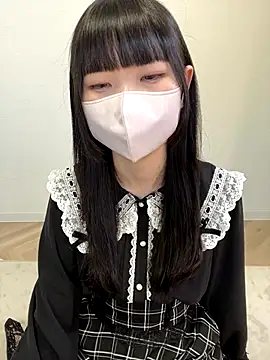 Snapshot of Reina_cute_00_ chatting on 11-22-25, 04:00 Reina cute 00 online show from 11-22-25, 04:00