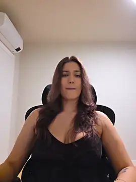 MiaRides19 online show from 04-15-26, 07:58