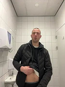 Rotteei1 online show from 03-27-26, 01:44