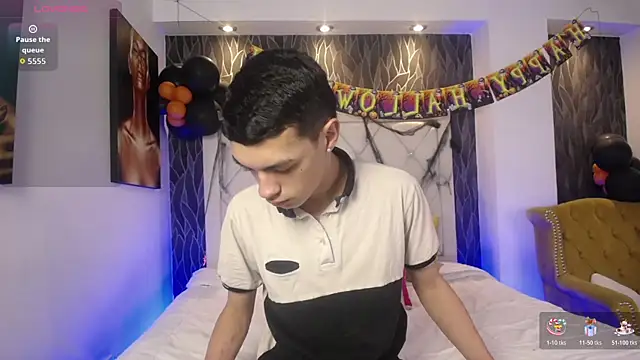 Mike lawford1 online show from 11-04-25, 01:32