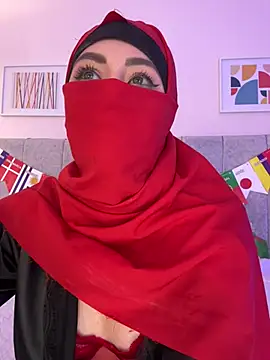 Snapshot of fatiima_ chatting on 06-20-26, 12:14 fatiima online show from 06-20-26, 12:14