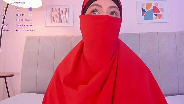 Snapshot of fatiima_ chatting on 07-20-26, 07:27 fatiima online show from 07-20-26, 07:27