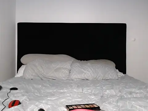 Snapshot of wwwdddccc1 chatting on 11-19-25, 08:25 wwwdddccc1 online show from 11-19-25, 08:25