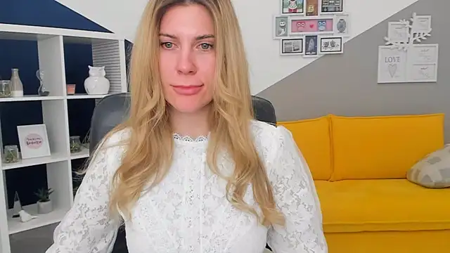 Snapshot of AryaAltkerer chatting on 03-08-26, 05:28 AryaAltkerer online show from 03-08-26, 05:28