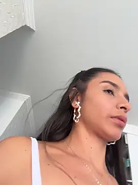 Snapshot of violeta365 chatting on 04-25-26, 08:28 violeta365 online show from 04-25-26, 08:28