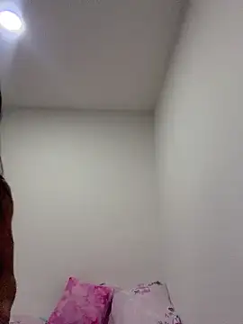 Snapshot of violeta365 chatting on 04-30-26, 03:18 violeta365 online show from 04-30-26, 03:18