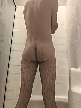 Snapshot of SirDirty34 chatting on 11-06-25, 01:06 SirDirty34 online show from 11-06-25, 01:06