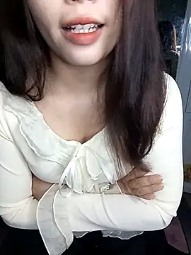 Fish yellow online show from 11-24-25, 02:17