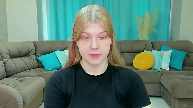 Snapshot of Stella_Light chatting on 11-03-25, 11:22 Stella Light online show from 11-03-25, 11:22