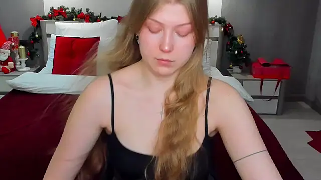 Snapshot of Stella_Light chatting on 12-22-25, 04:20 Stella Light online show from 12-22-25, 04:20