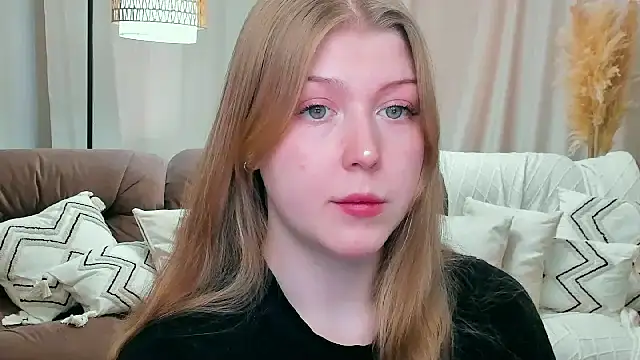 Snapshot of Stella_Light chatting on 02-03-26, 12:43 Stella Light online show from 02-03-26, 12:43