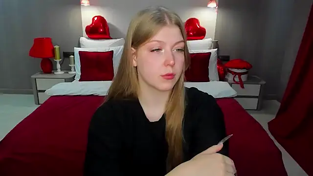 Snapshot of Stella_Light chatting on 02-26-26, 12:26 Stella Light online show from 02-26-26, 12:26