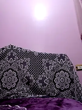 SandyAmr online show from 10-28-25, 07:23