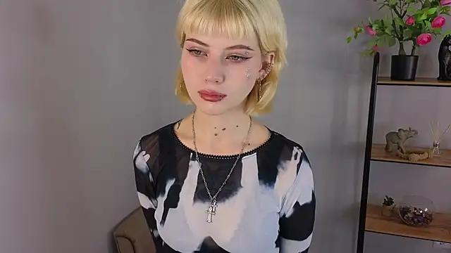 Jasmi Yets online show from 10-31-25, 08:26