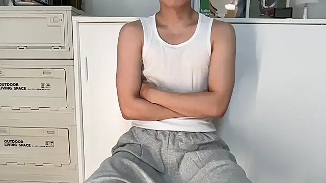 Snapshot of jihoooon_00 chatting on 03-11-26, 01:17 jihoooon 00 online show from 03-11-26, 01:17