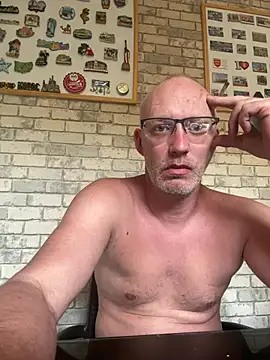 Snapshot of Cedric7653 chatting on 05-30-26, 03:42 Cedric7653 online show from 05-30-26, 03:42
