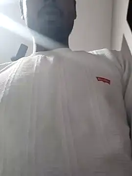 nick2445 online show from 12-16-25, 07:19