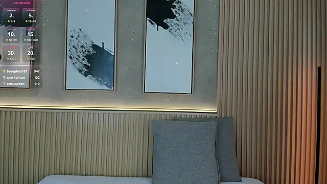 Lily Vale online show from 11-30-25, 07:18