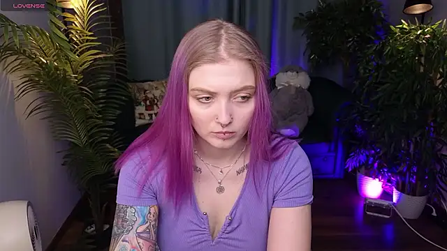 Snapshot of Kiki_shay chatting on 02-04-26, 09:31 Kiki shay online show from 02-04-26, 09:31