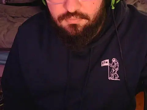 Snapshot of moneyman_11 chatting on 01-15-26, 01:16 moneyman 11 online show from 01-15-26, 01:16