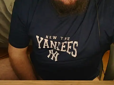 Snapshot of moneyman_11 chatting on 02-17-26, 06:21 moneyman 11 online show from 02-17-26, 06:21