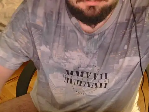 Snapshot of moneyman_11 chatting on 06-14-26, 03:47 moneyman 11 online show from 06-14-26, 03:47