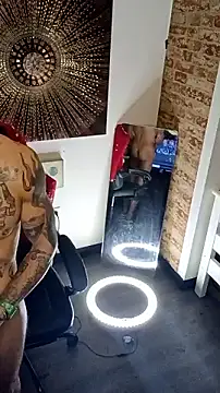 Snapshot of alphacloudGod chatting on 12-21-25, 05:36 alphacloudGod online show from 12-21-25, 05:36