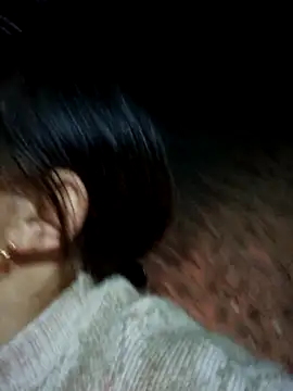 Snapshot of chipu06 chatting on 10-24-25, 11:17 chipu06 online show from 10-24-25, 11:17