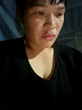 Snapshot of chipu06 chatting on 11-07-25, 12:05 chipu06 online show from 11-07-25, 12:05