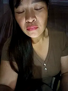 Snapshot of chipu06 chatting on 11-16-25, 08:36 chipu06 online show from 11-16-25, 08:36