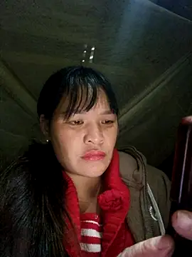 Snapshot of chipu06 chatting on 11-19-25, 02:22 chipu06 online show from 11-19-25, 02:22