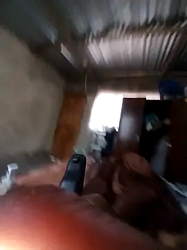 loVbRo1 online show from 11-18-25, 05:34