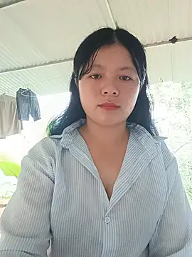 lisa-bae00 online show from 07-14-26, 10:21