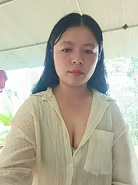 lisa-bae00 online show from 07-21-26, 12:02