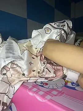 Candy 111 online show from 10-24-25, 05:48