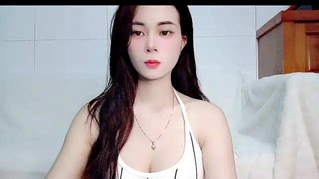 Snapshot of Family-Lovee chatting on 08-02-26, 05:22 Family-Lovee online show from 08-02-26, 05:22