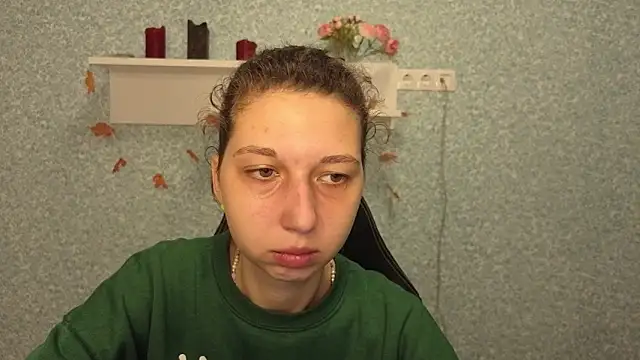 CuteEllii online show from 12-03-25, 05:15