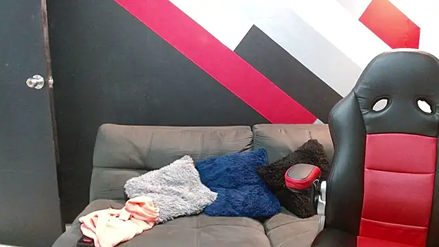 Zac Golden online show from 11-15-25, 02:53