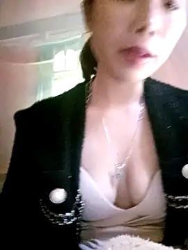 mekaka00 online show from 12-23-25, 04:32