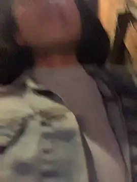 Snapshot of Violeet-Smith chatting on 11-20-25, 12:33 Violeet-Smith online show from 11-20-25, 12:33