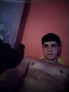 Snapshot of Danii2005 chatting on 10-28-25, 06:43 Danii2005 online show from 10-28-25, 06:43