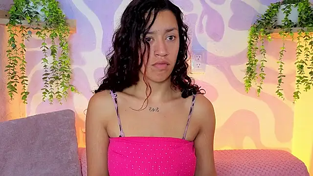 mia scarlett7 online show from 07-09-26, 12:31