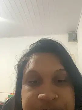 VictoriaSwee online show from 10-20-25, 05:35
