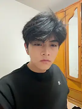 Snapshot of xiaofan777 chatting on 11-10-25, 11:53 xiaofan777 online show from 11-10-25, 11:53