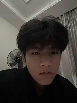 Snapshot of xiaofan777 chatting on 11-12-25, 10:26 xiaofan777 online show from 11-12-25, 10:26