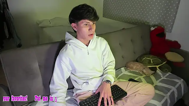 Snapshot of Will_starr chatting on 02-19-26, 12:39 Will starr online show from 02-19-26, 12:39