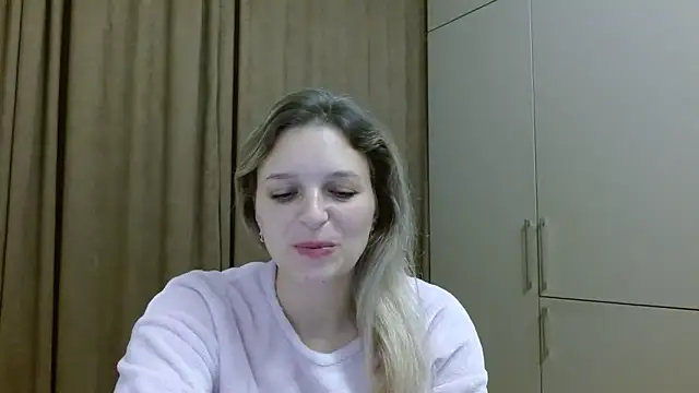 ElisSky301 online show from 11-10-25, 11:15