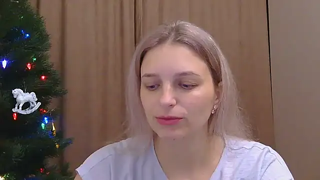 ElisSky301 online show from 12-16-25, 09:20